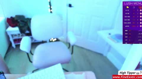 vesafine online show from December 11, 6:14 am