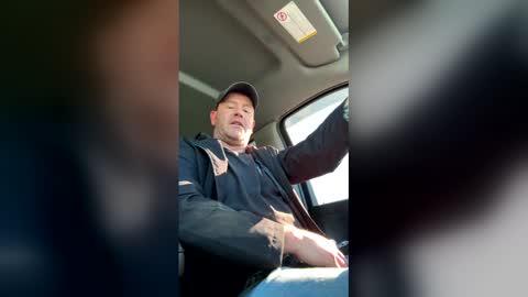 vettman78 online show from February 27, 8:34 pm