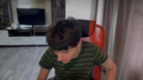 vialeras online show from April 20, 9:12 am