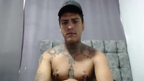Victor cardenas online show from June 21, 8:59 pm