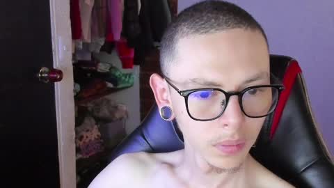 Vicent Brais online show from April 1, 4:37 pm