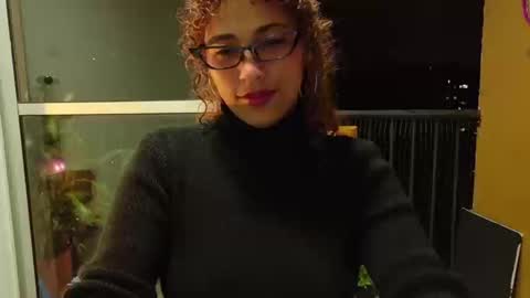 Vicky  online show from October 25, 3:29 am