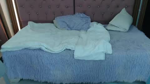 Victoria y Danniela online show from May 20, 1:57 am