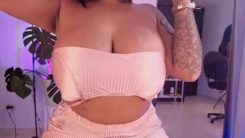 Vicky Greys online show from November 23, 6:17 pm