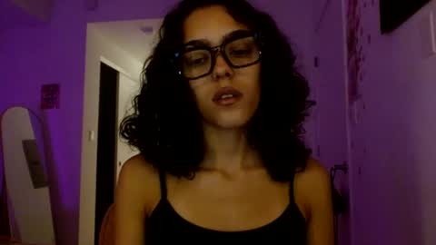 Goddess Victory  online show from November 11, 1:30 am