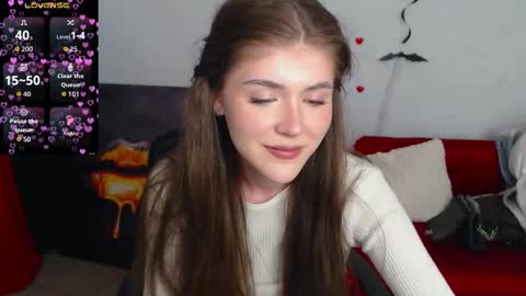 Victoria online show from November 19, 1:10 pm