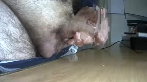 VictorHume online show from December 5, 4:16 pm