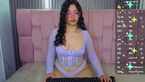 victoria_castillo_b online show from January 9, 2:50 am