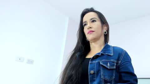 valentina online show from October 30, 11:44 am