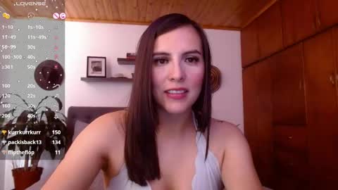 Snapshot of victoria_martelo chatting on September 17, 3:26 pm VICTORIA MARTELO online show from September 17, 3:26 pm