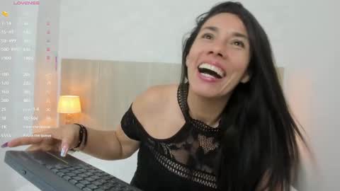 Snapshot of victoria_pachon chatting on September 22, 8:24 pm victoria_pachon online show from September 22, 8:24 pm