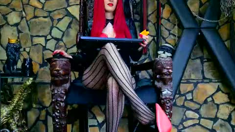 Victoria Heller online show from February 20, 6:26 am