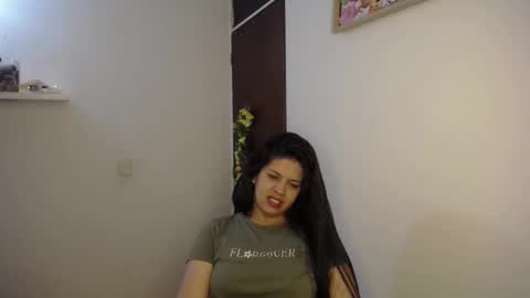 victorialg online show from January 13, 9:33 pm