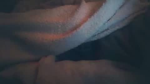 vicvictoree online show from January 17, 7:01 pm