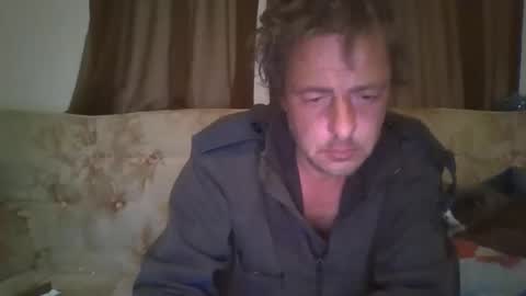 Snapshot of vids1977 chatting on October 11, 7:13 am vids1977 online show from October 11, 7:13 am