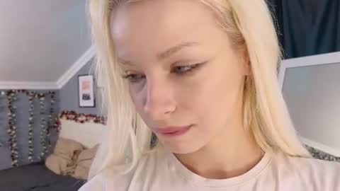 Eva online show from July 9, 1:15 pm