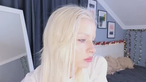 Eva online show from April 11, 12:20 pm