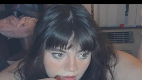 viennavisabelle online show from March 22, 3:21 am