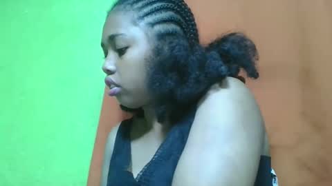 vierge28430 online show from May 11, 6:38 pm
