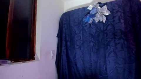 Snapshot of viioleett_cum chatting on October 14, 3:48 pm viioleett_cum online show from October 14, 3:48 pm