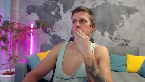 vikingchrisss online show from November 21, 11:19 am