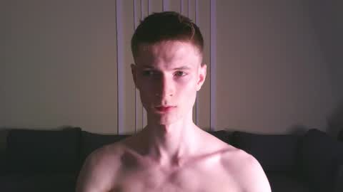 Max online show from October 8, 7:53 pm