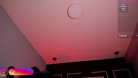 Victoria online show from December 19, 11:00 pm