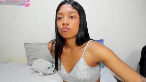 Vinaly online show from March 5, 8:29 pm