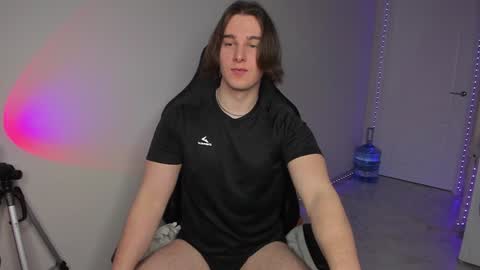 Vincent Strong online show from January 17, 1:24 pm