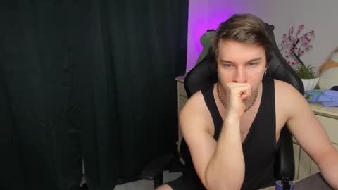 Vincent Strong online show from November 5, 9:22 am