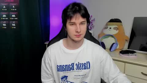 Vincent Strong online show from March 11, 4:32 pm