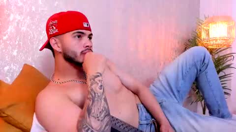 Vincent online show from October 11, 4:39 am