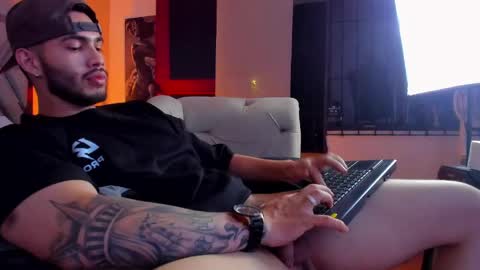 Vincent online show from May 14, 7:28 am