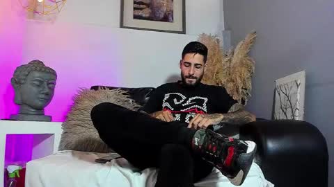 Vincent Sartori online show from March 16, 7:07 pm