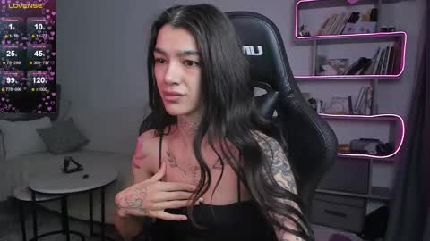 vinkitinkii online show from February 26, 7:12 am