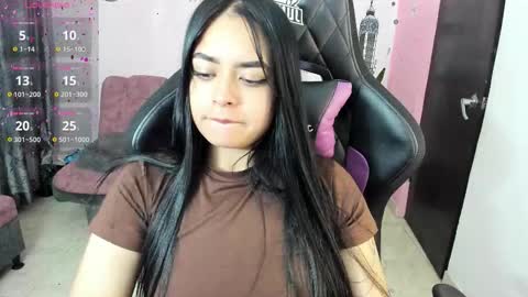 Daniela online show from October 25, 6:57 am