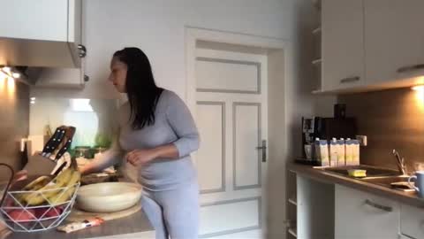 Vio online show from September 18, 9:24 am