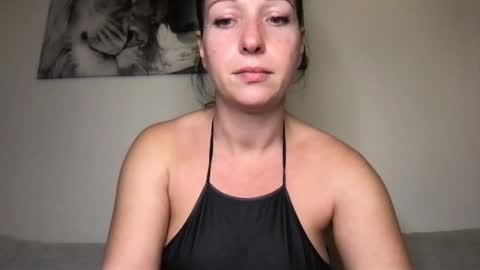 Vio online show from October 21, 4:54 pm