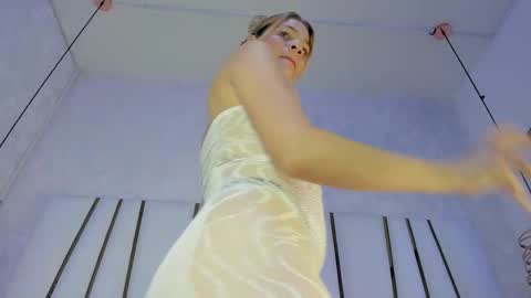 violeet_gray online show from September 10, 11:55 am