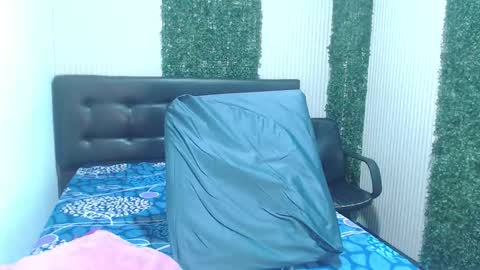 Violet online show from March 11, 2:53 pm