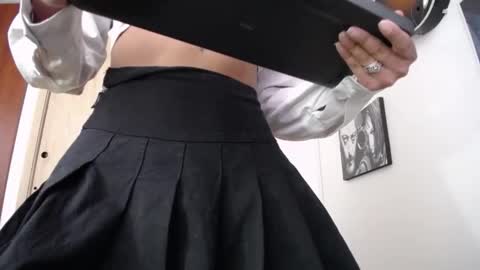 violeta online show from October 20, 2:22 pm