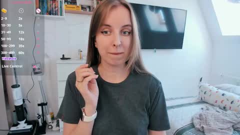 Violet online show from April 20, 12:08 pm