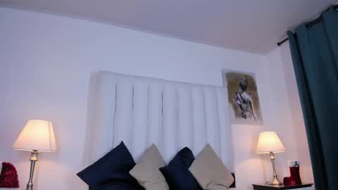 Mary online show from November 20, 7:33 pm