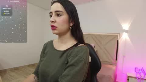 violet_tay1 online show from October 28, 12:06 pm