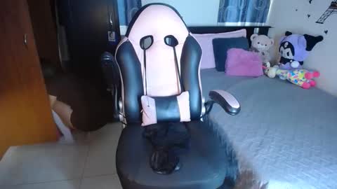 violeta.. online show from October 15, 7:47 pm