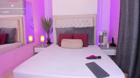 Sofi online show from March 27, 10:11 pm