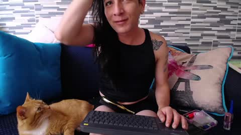 Violeta Gmez online show from April 3, 6:04 pm