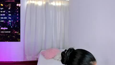 Violeta online show from April 18, 12:40 pm