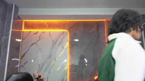 violeth_b online show from April 6, 1:12 pm