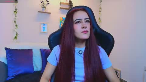 violeth_rosse_ online show from June 27, 1:17 pm
